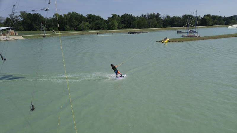 Hydrous Wake Park photo 3