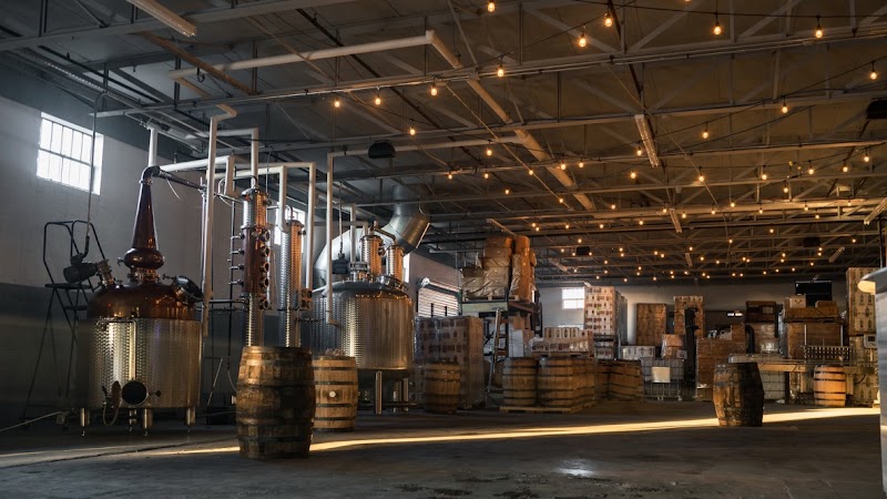 New Artisan Distillery / ROXOR