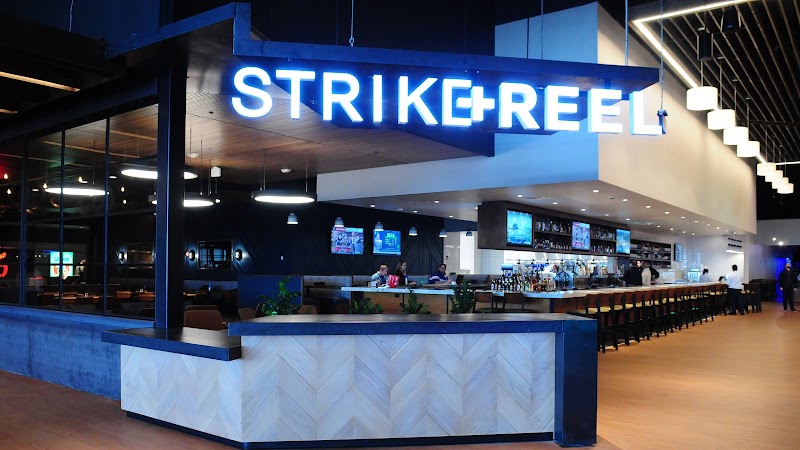 Strike + Reel Garland