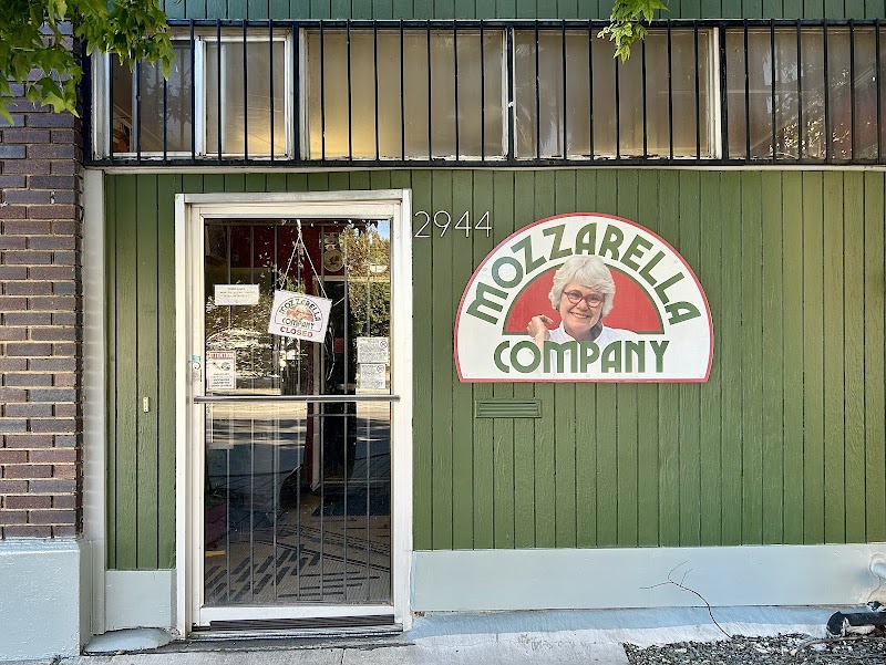 Mozzarella Company photo 3